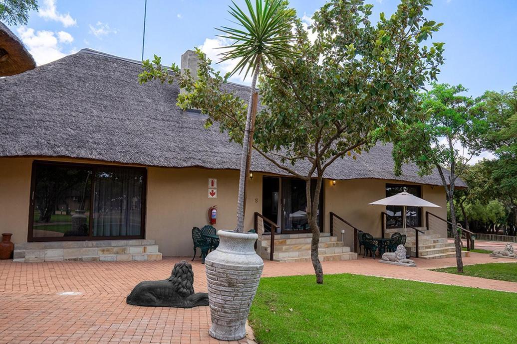 Fumani Game Lodge โมดิมอเลอ ภายนอก รูปภาพ